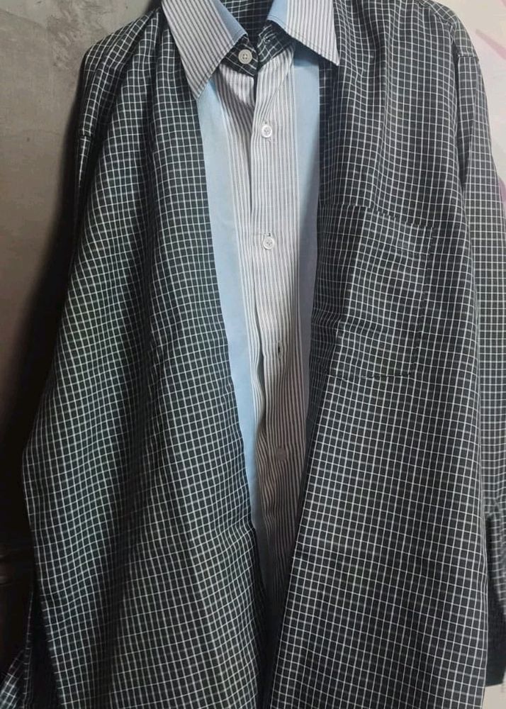 Black Shirt With Centre Line