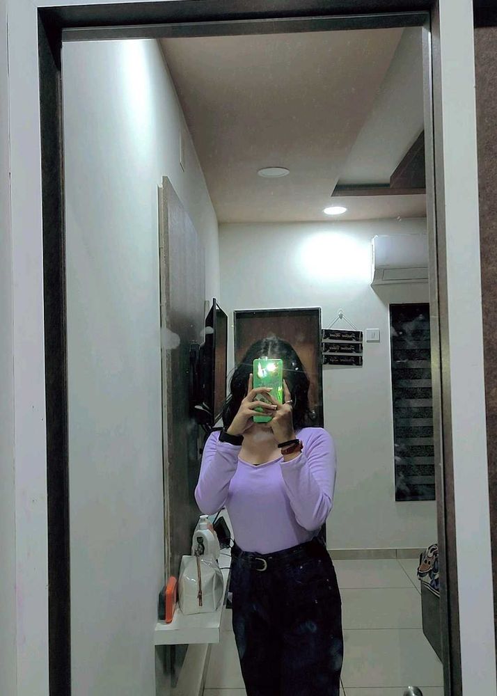 Lavender Long Sleeve V-Neck Top