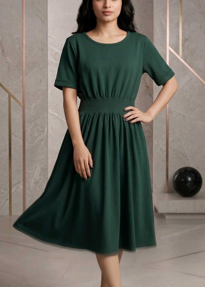 Elegant Green Midi Dress