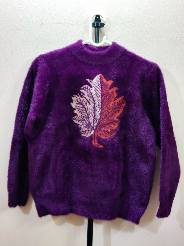 womens imported purple fuzzy sweater/sweatshirt