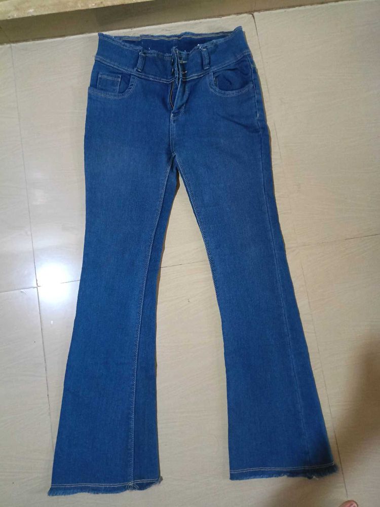 Girls / Teen Bootcut Jeans (Fits Waist 28)