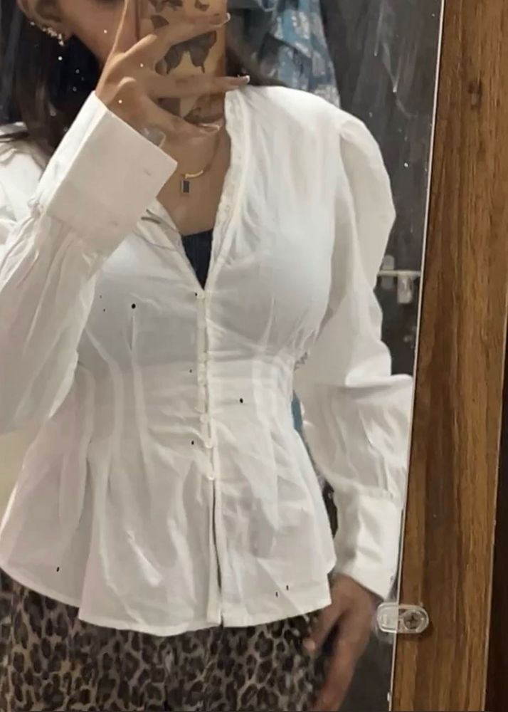 Chic White Button-Up Peplum Top
