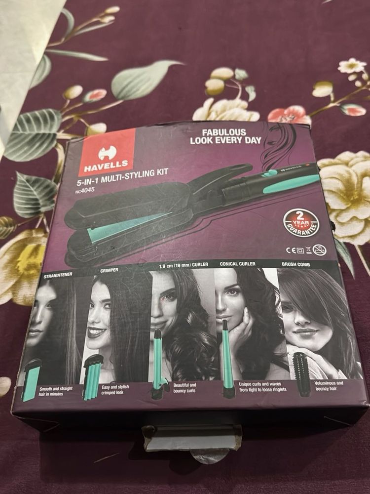 Havells 5-in-1 Multi-Styling Kit