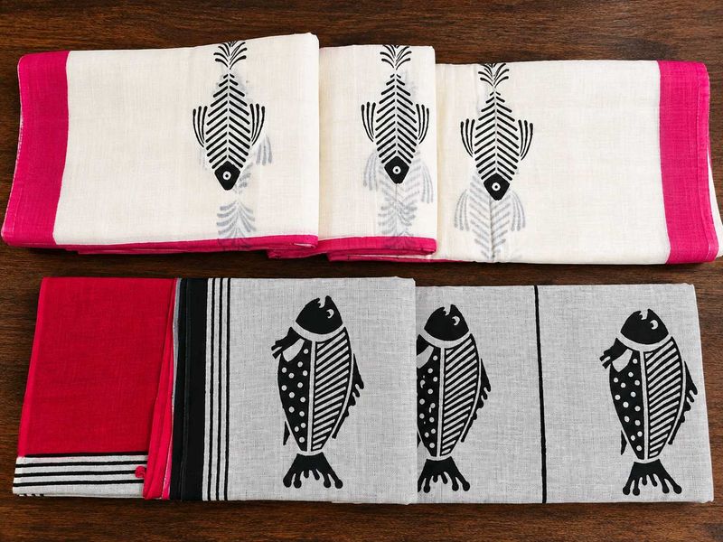 Unique Fish Motif Print Cotton Sarees