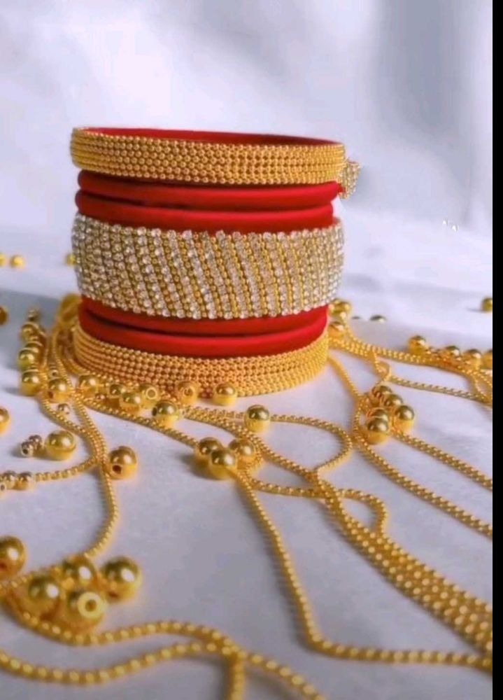 Red &amp; Gold Bangle Set