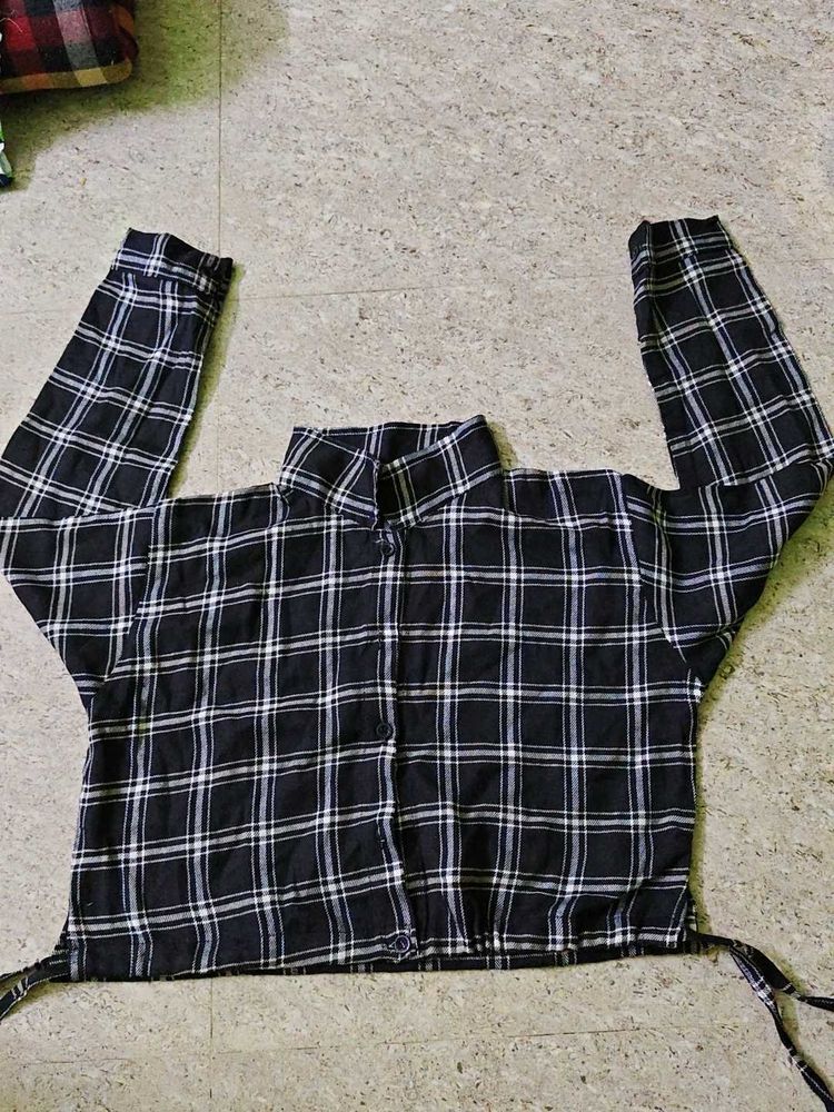 Checkered Crop Shirt