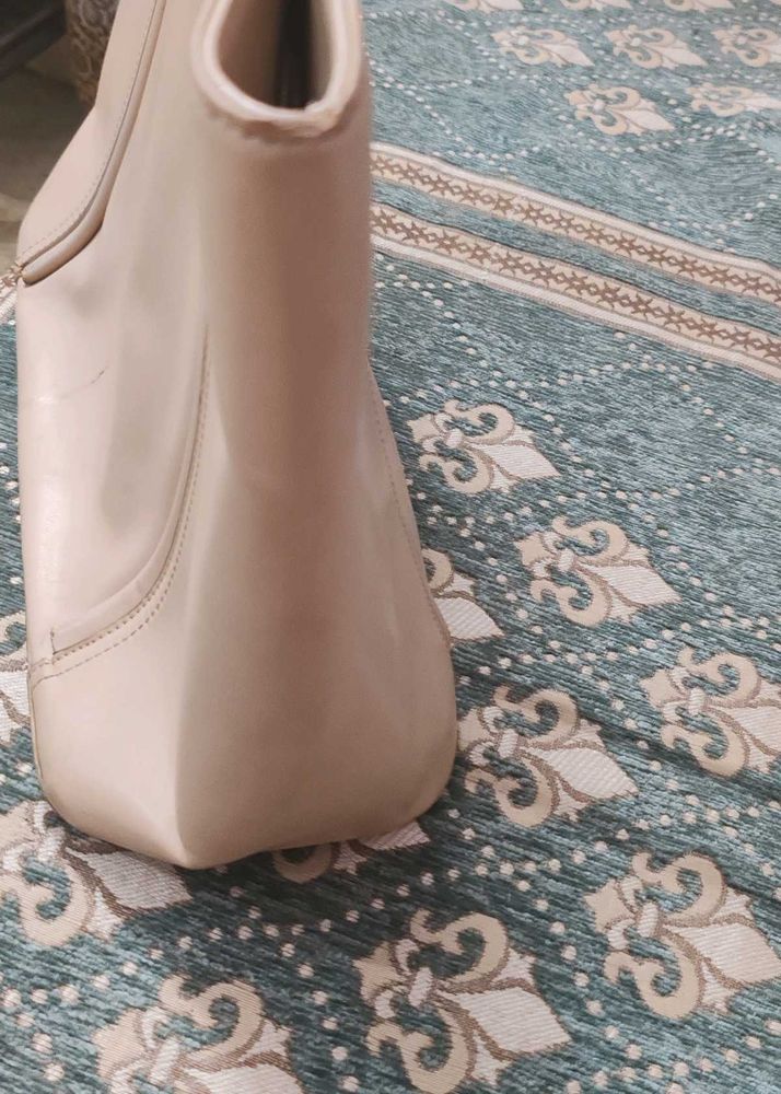 Stylish Beige Handbag