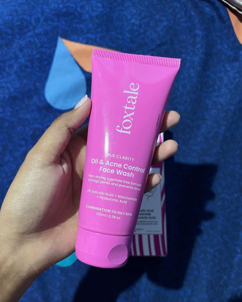 Foxtale Oil &amp; Acne Control Face Wash