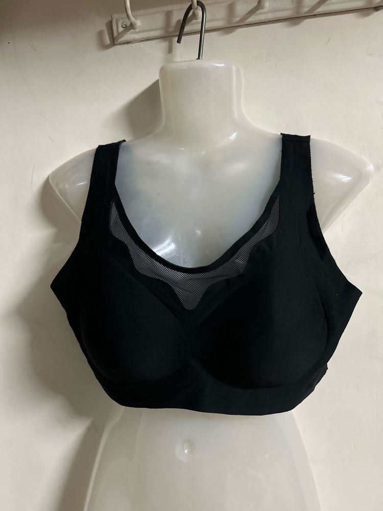 Comfortable Black Sports Bra