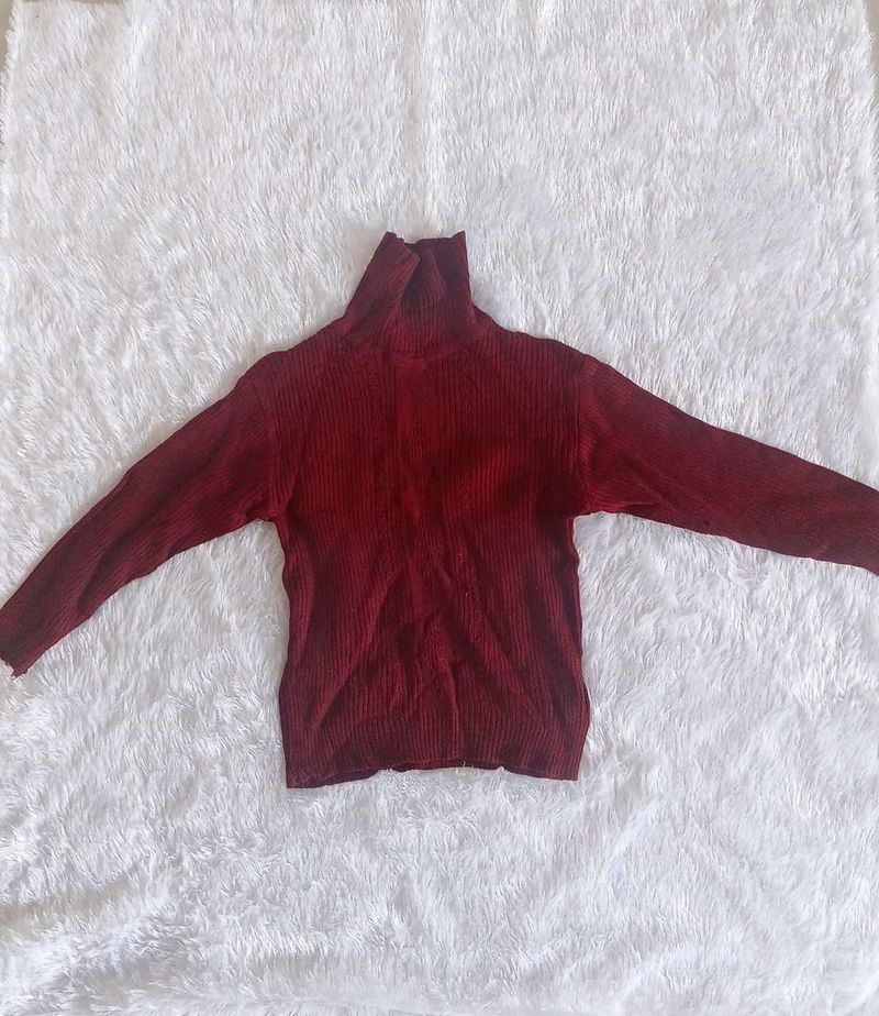 High neck sweater