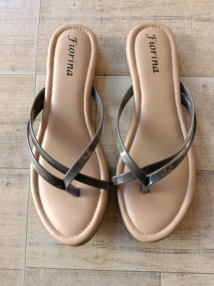 Fiorina Flip Flops