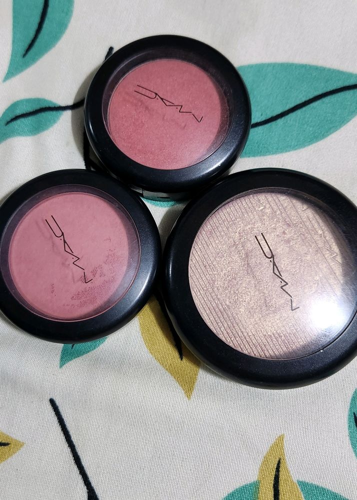 Mac Blush And Highlighter Trio