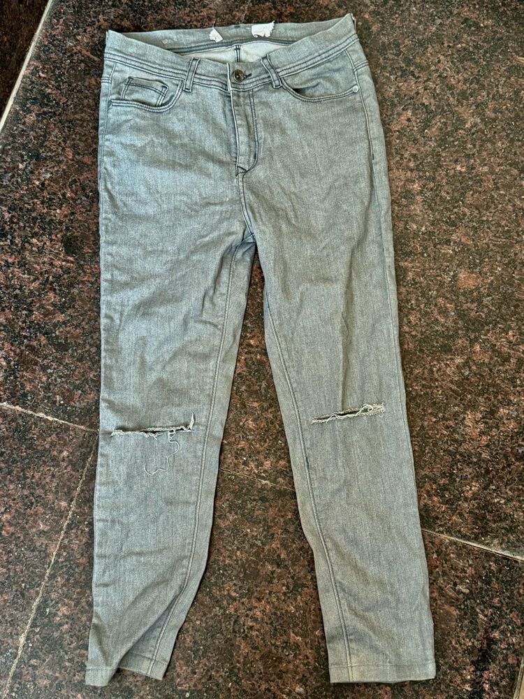 New Koovs Knee Slit Jeans( clearing sale)