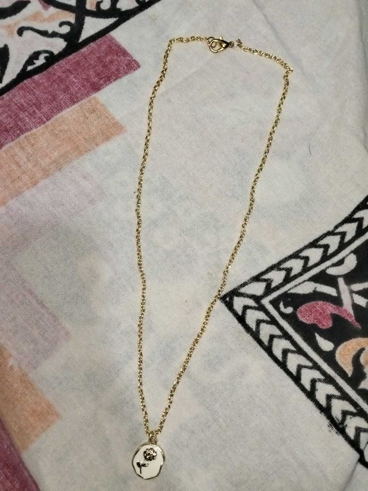 Delicate Gold Chain Necklace with Rose Pendant