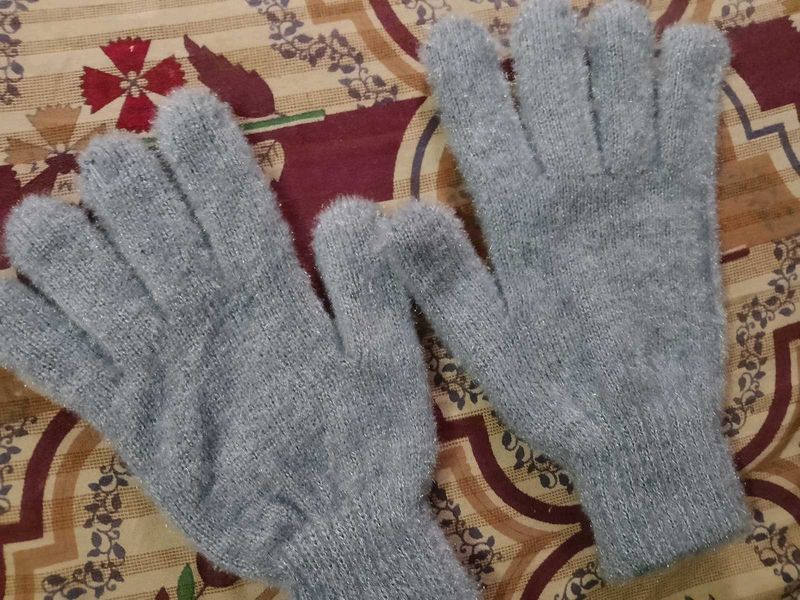 Cozy Grey Knit Gloves❤️