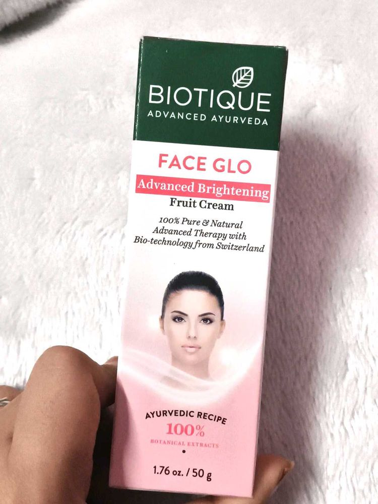Biotique Face Glo Advance Brightening Fruit Cream