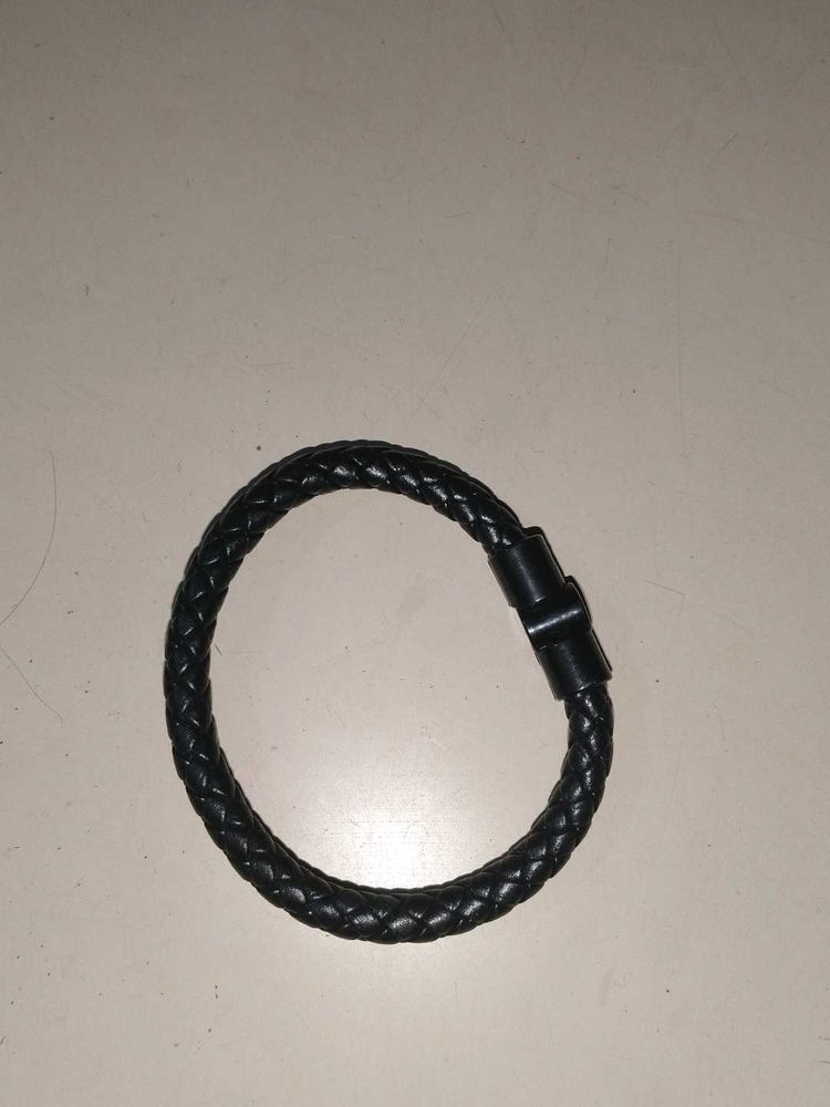 Stylish Braided Leather Bracelet