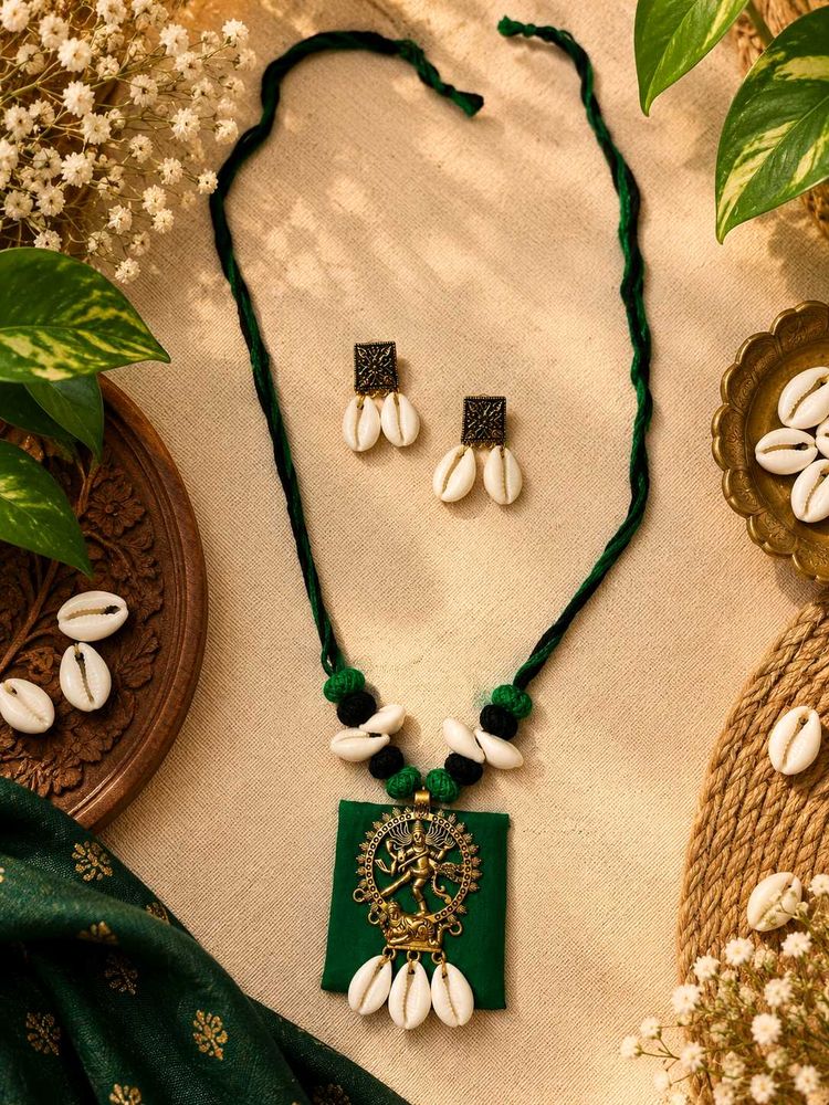 Unique Nataraja Pendant Necklace &amp; Earrings Set