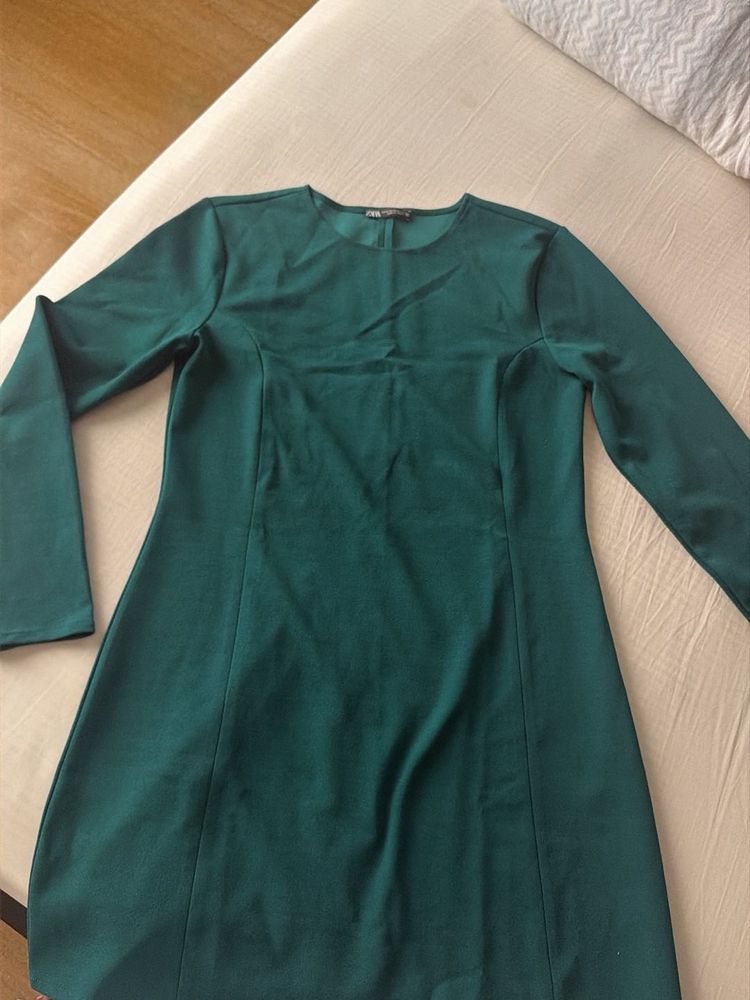 Elegant Teal Long-Sleeve Mini Dress