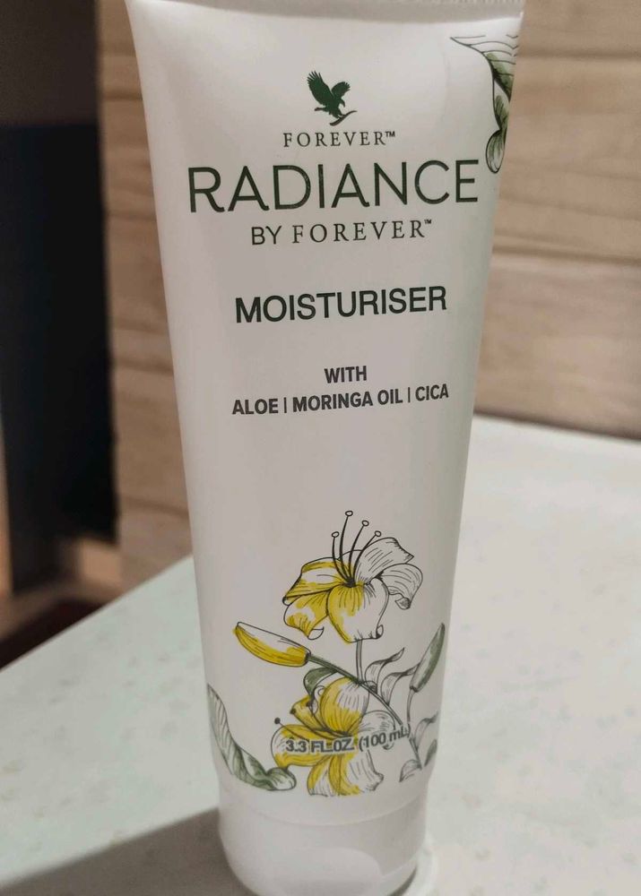 Forever Radiance Moisturiser