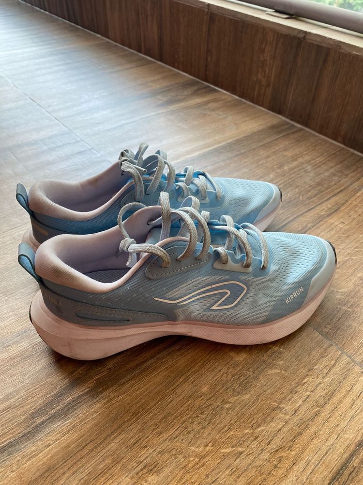 Decathlon shoes