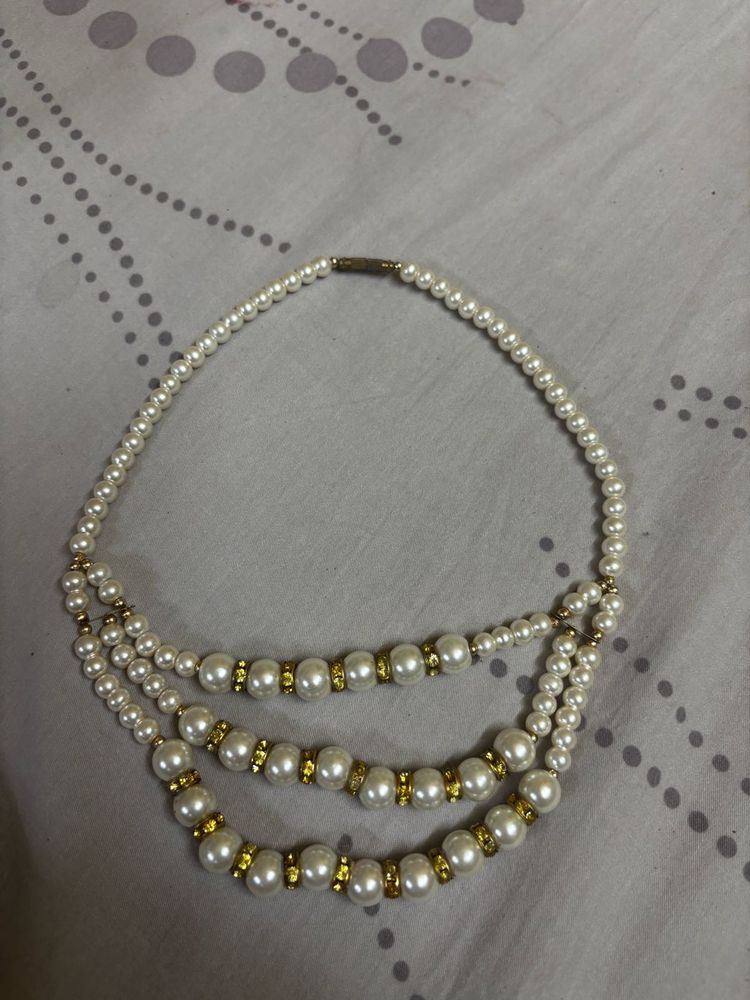 Chic Triple Strand Pearl Necklace