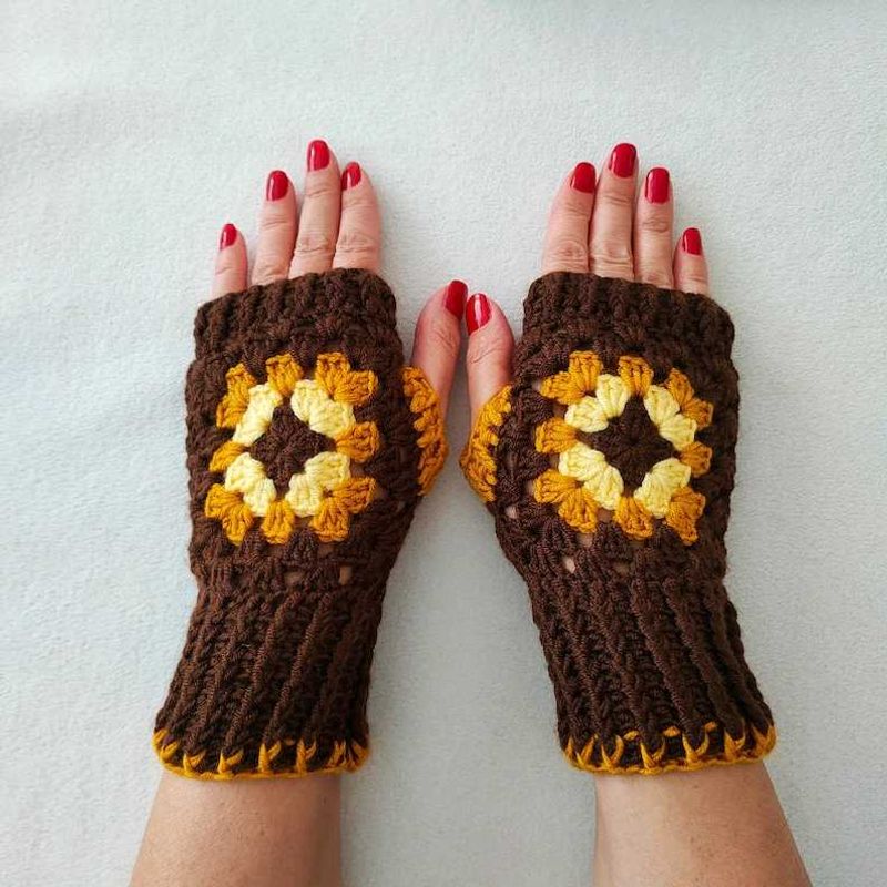 Crochet Brown Fingerless Gloves