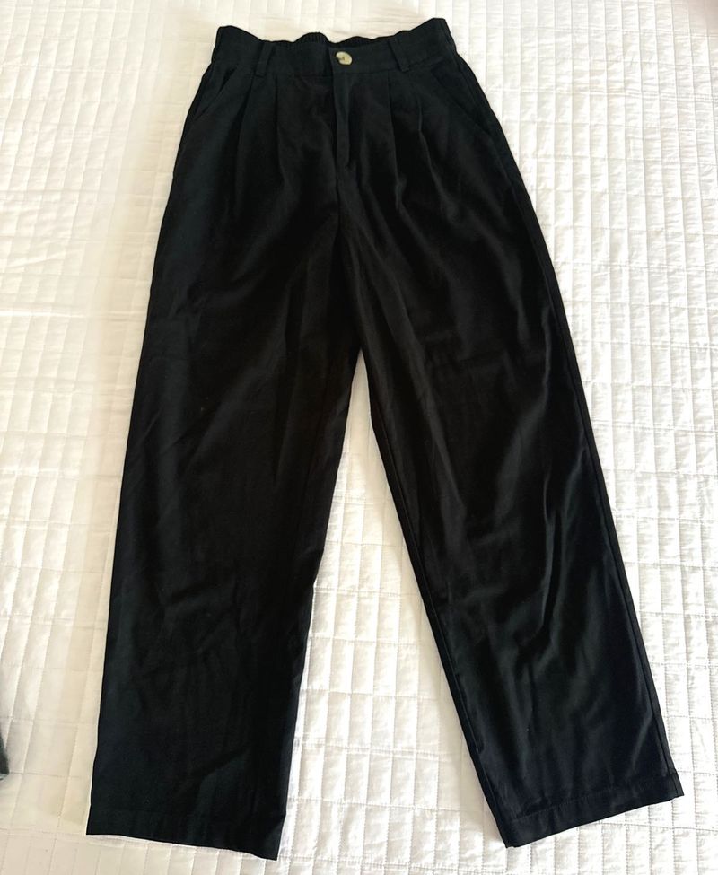 Classic Black Highwaisted  Pants🖤