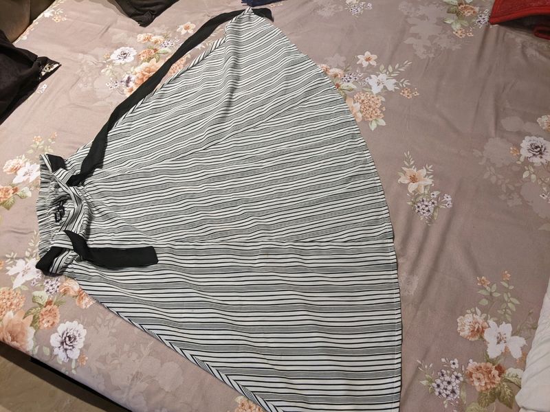 Beautiful sassafras Brand Midi skirt