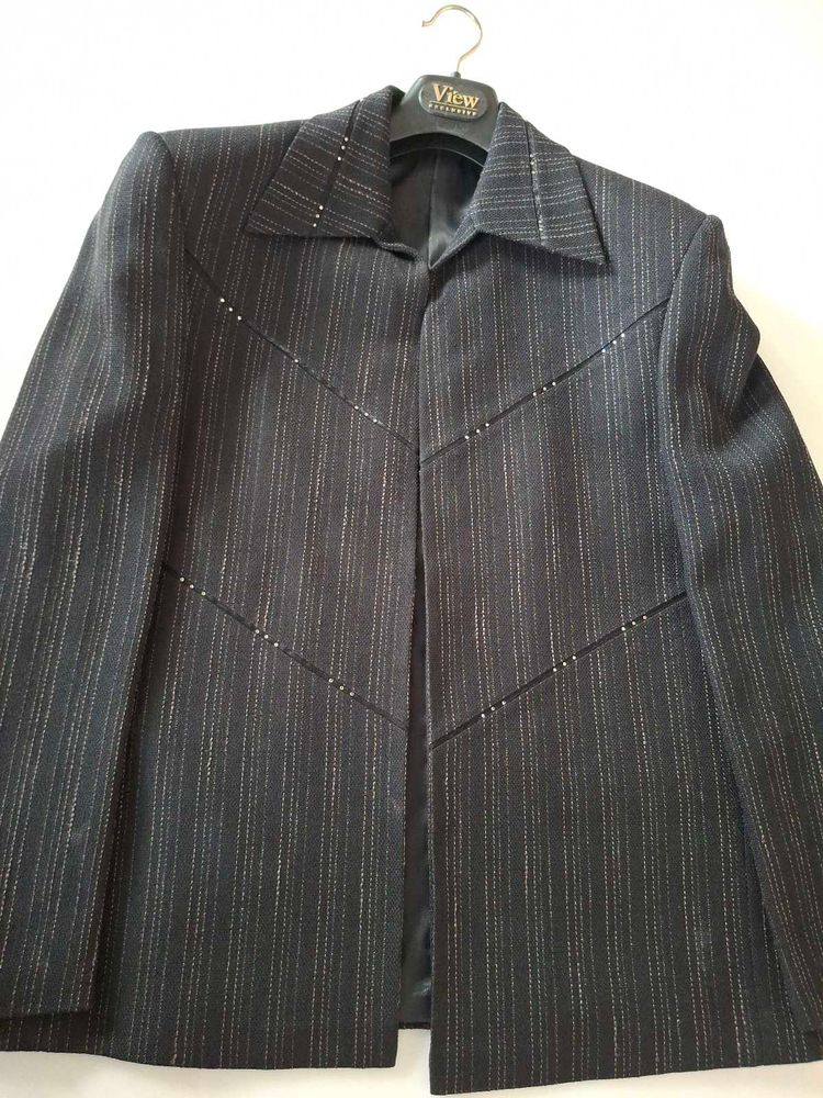 Elegant Striped men 2 piece suit