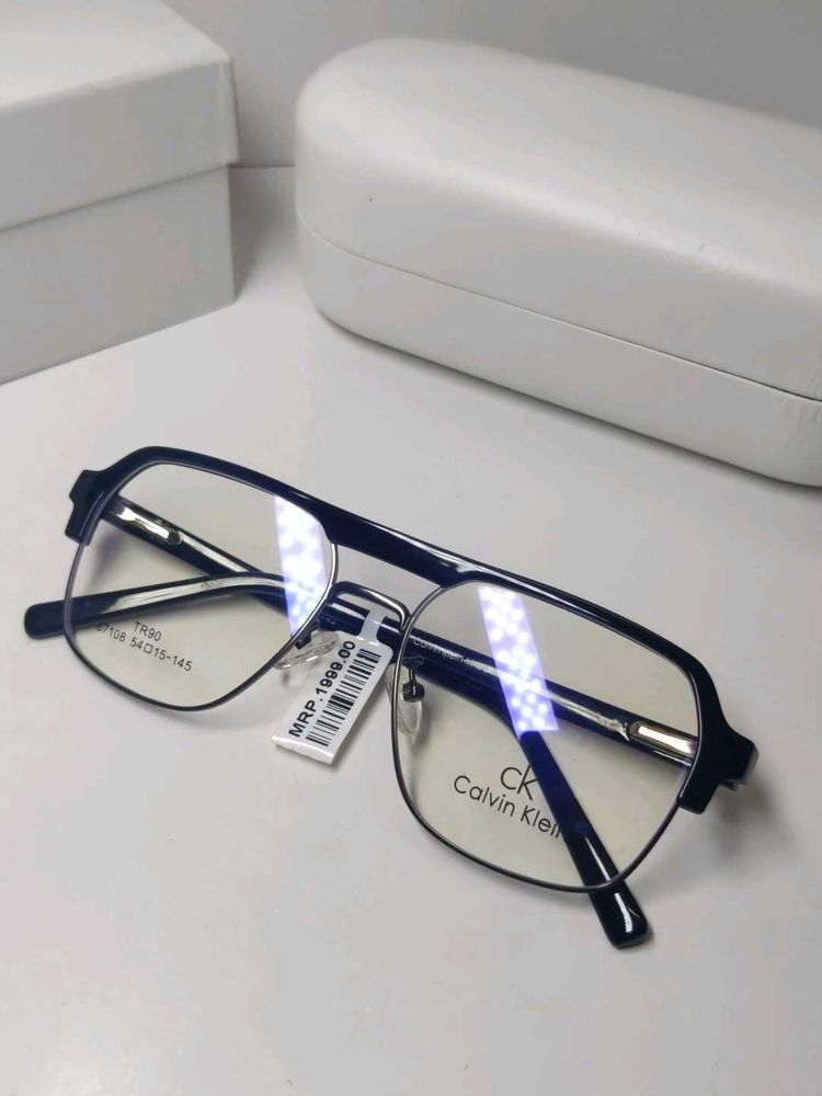 Calvin Klein Stylish Frame