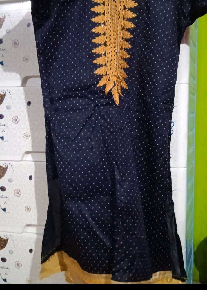 Combo 5 Kurta 3pants ,1dupatta So Beautiful