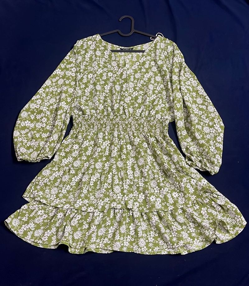 Chic Floral Print Mini Dress