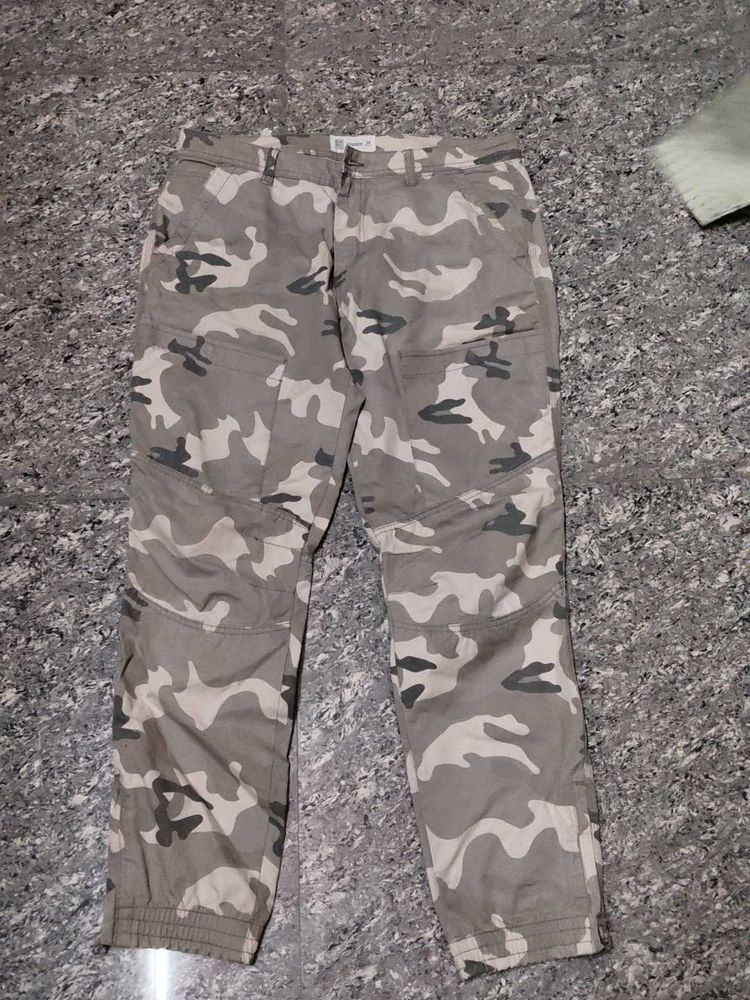 Camouflage branded DNMX Cargo Pants