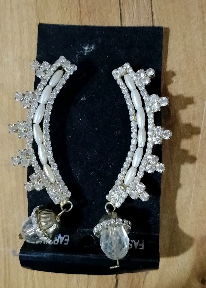 Fashionable Earrings &amp; Earcuff