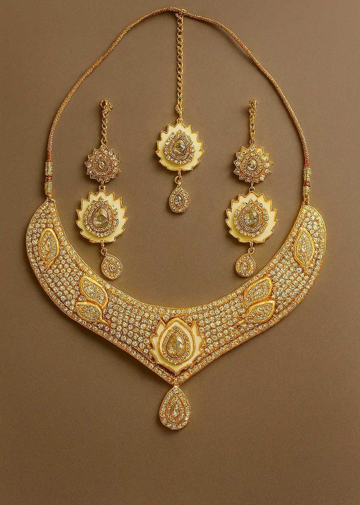 ✨Necklace Set – Once Used, Excellent condition