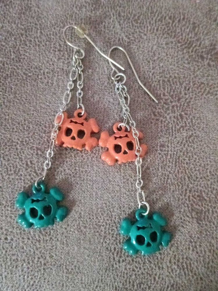 alternative enamel skull cross bones  dangle  earr