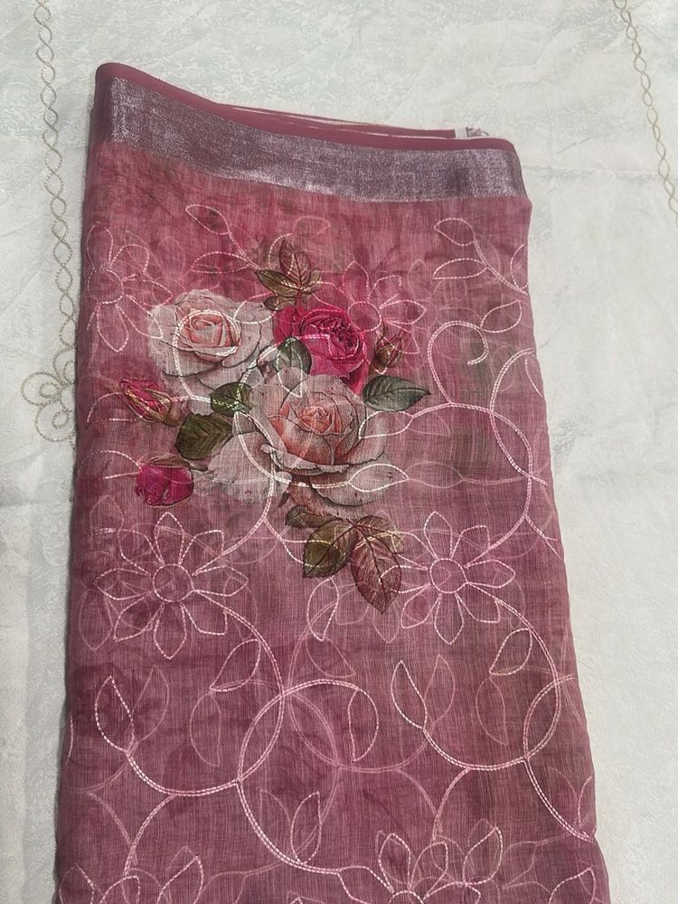 Beautiful Rose Print Saree