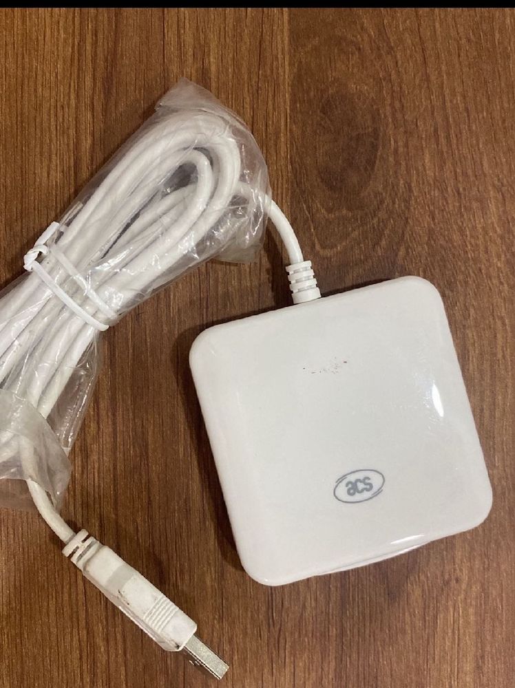 White ACS Card Reader