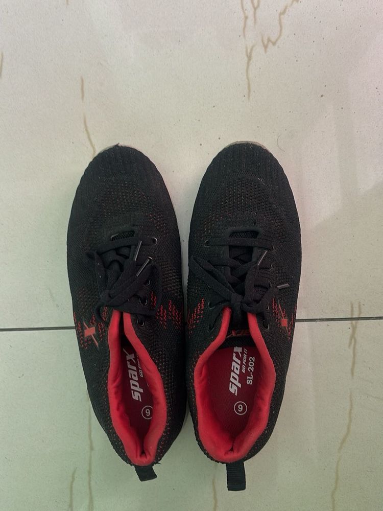 Sparx Black &amp; Red Running Shoes