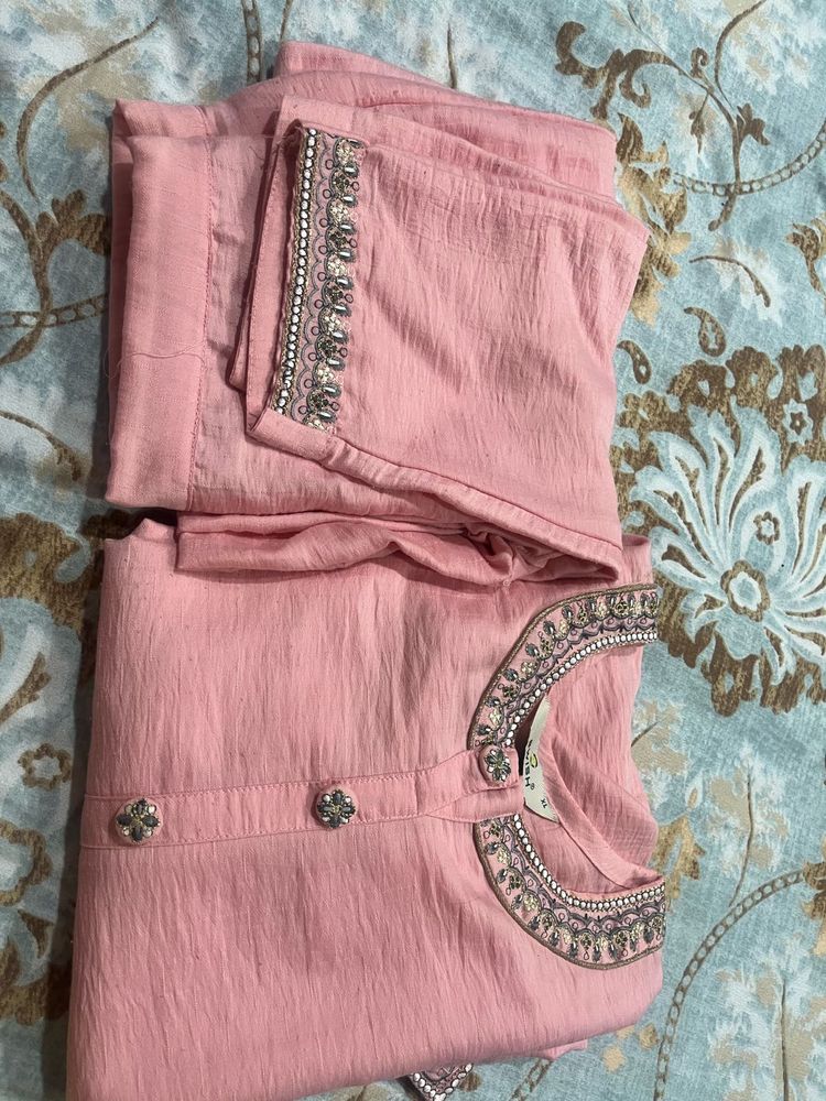 Elegant Pink Kurta Set with Embellishments