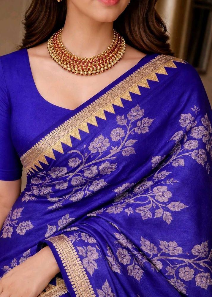 Set Of Elegant Royal Blue Floral Saree with blouse