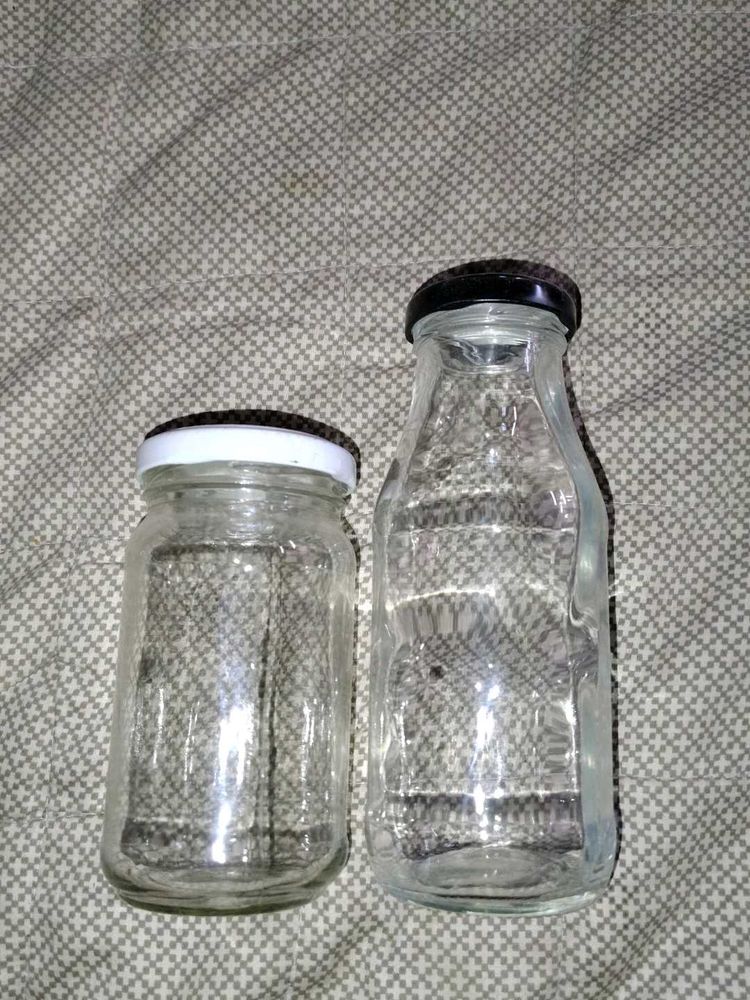 Set of 2 Glass Jars with Lids