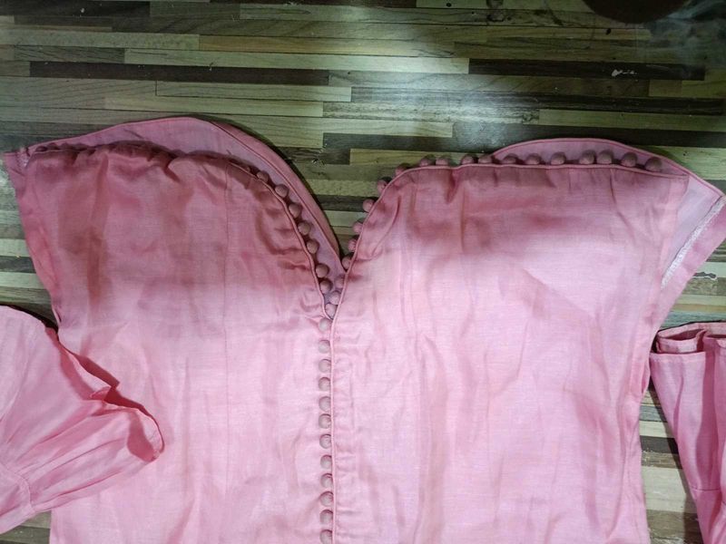 Pink Kurta with Delicate Details