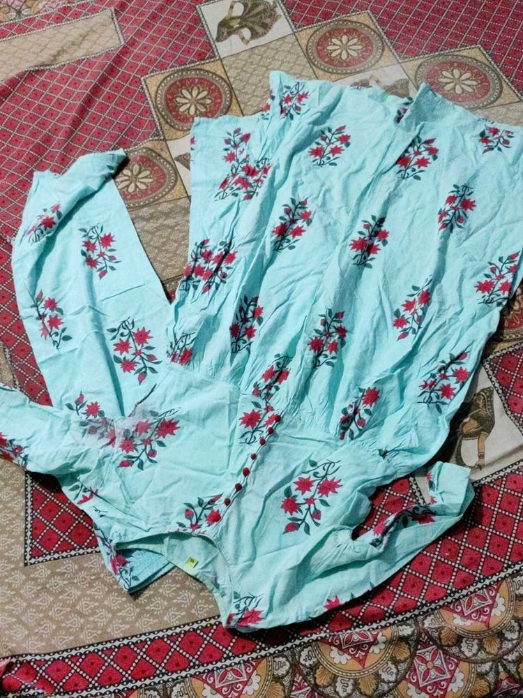 Urbane Elegant Women Kurta Sets