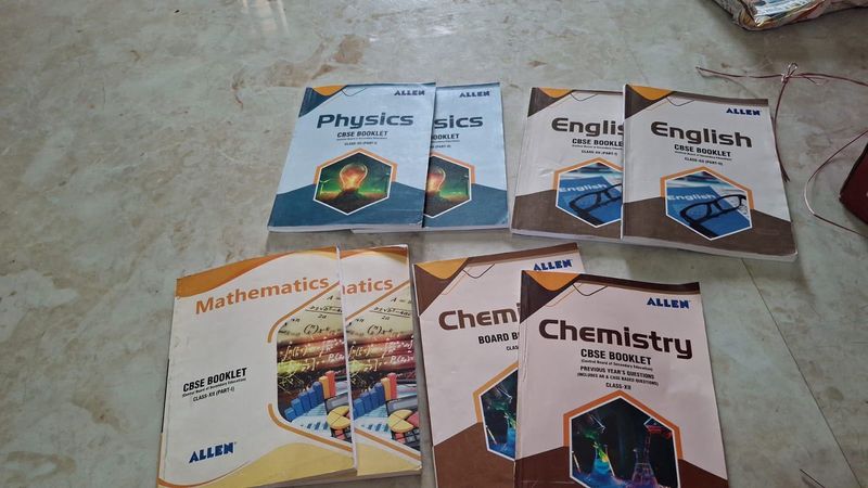 ALLEN Physics, Chemistry, Maths, English Booklets