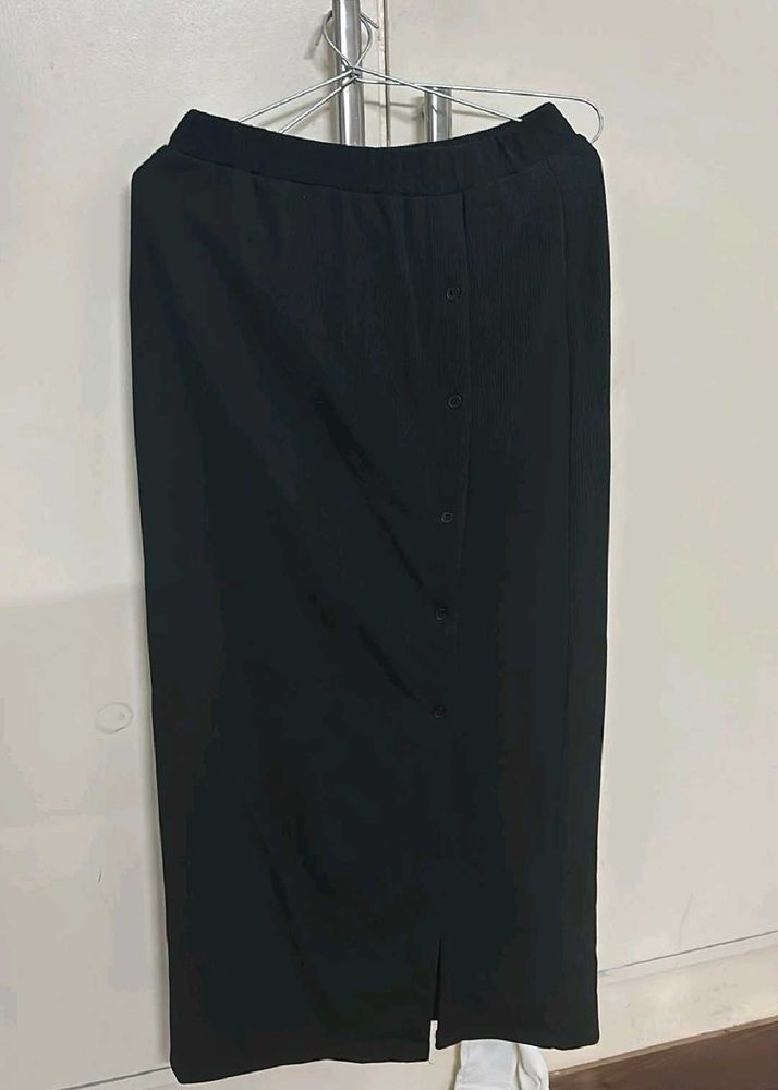 Littlebox Black Midi Skirt