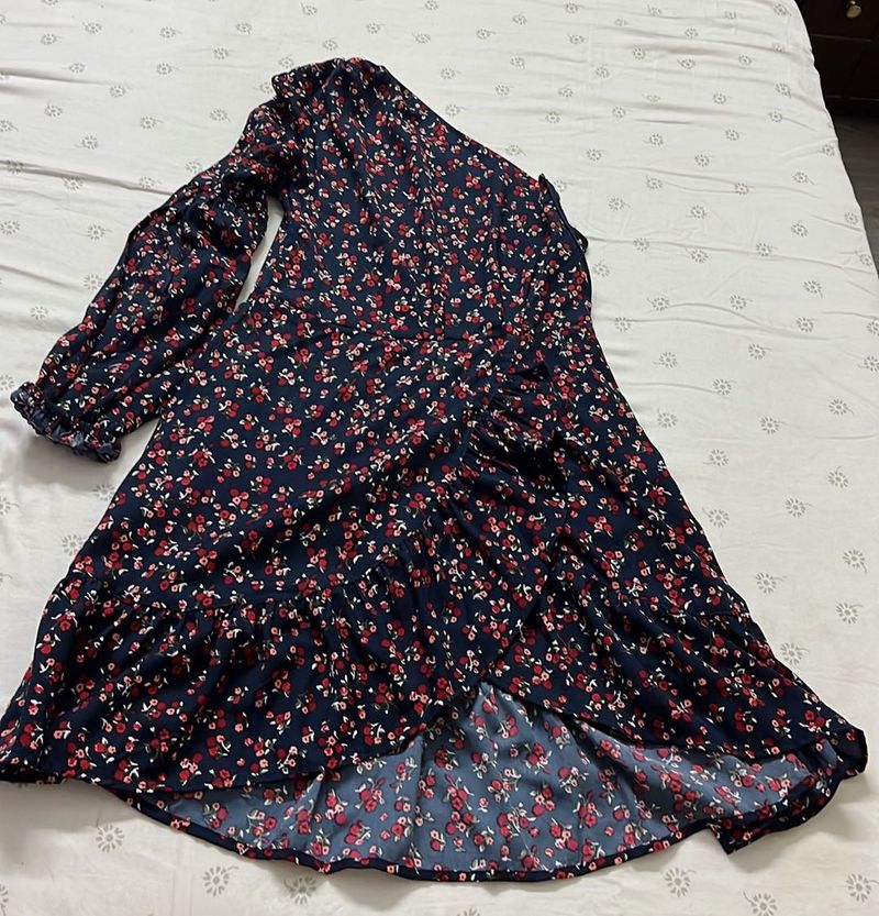 Chic Navy Floral One-Shoulder Dress