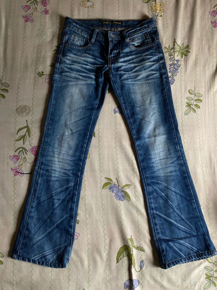 low waisted Blue Wash Bootcut Jeans