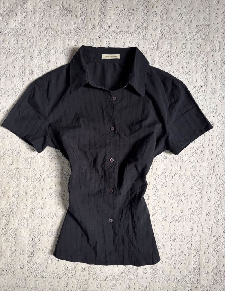 Chic Black Short Sleeve Button-Up Top